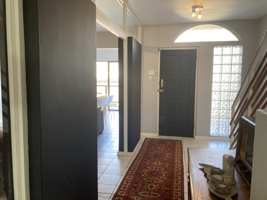 To Let 4 Bedroom Property for Rent in Beach Estate Western Cape